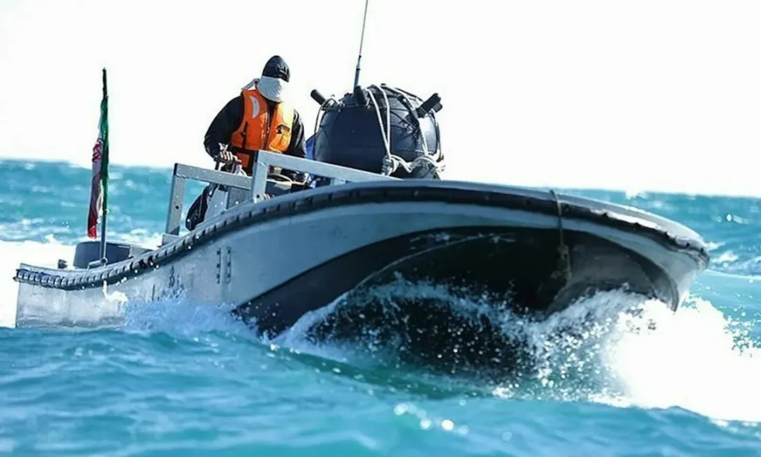 Loạt thủy lôi giúp Iran phong tỏa eo biển Hormuz